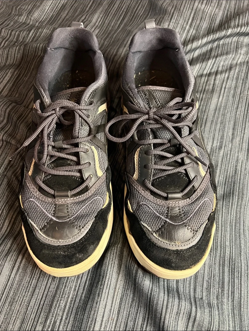 Vans Varix WC sneakers.